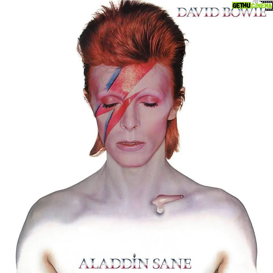 Iman - 8.7K Likes - #rp @davidbowienews David Bowie released ‘Aladdin Sane’ 51 years ago today.
⚡️
#BowieForever #AladdinSane