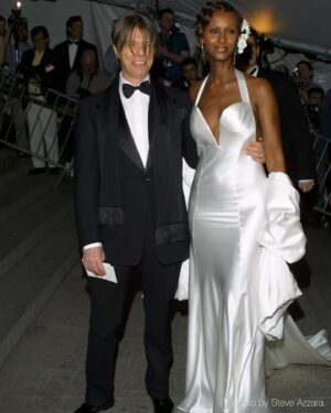 Iman Instagram - #FBF: MET GALA Edition! 

1. 2021 “In America: An Lexicon of Fashion” wearing @harrisreed x @dolcegabbana 

2. 2011 “Alexander McQueen: Savage Beauty” wearing @stellamccartney

3. 2009 “The Model as Muse: Embodying Fashion” wearing @donnakaran

4. 2003 “Goddess: The Classical Mode” wearing @donnakaran

5. 1999 “Rock Style” wearing @gucci by @tomford

6. 1997 “Versace” wearing Gianfranco Ferré

Link in bio for more on all my past Met Gala looks! 

#IMANarchive #MetGala