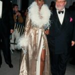 Iman Instagram – #FBF: MET GALA Edition! 

1. 2021 “In America: An Lexicon of Fashion” wearing @harrisreed x @dolcegabbana 

2. 2011 “Alexander McQueen: Savage Beauty” wearing @stellamccartney

3. 2009 “The Model as Muse: Embodying Fashion” wearing @donnakaran

4. 2003 “Goddess: The Classical Mode” wearing @donnakaran

5. 1999 “Rock Style” wearing @gucci by @tomford

6. 1997 “Versace” wearing Gianfranco Ferré

Link in bio for more on all my past Met Gala looks! 

#IMANarchive #MetGala