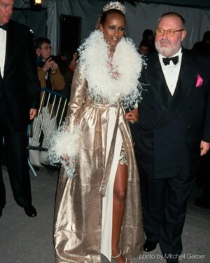 Iman Instagram - #FBF: MET GALA Edition! 

1. 2021 “In America: An Lexicon of Fashion” wearing @harrisreed x @dolcegabbana 

2. 2011 “Alexander McQueen: Savage Beauty” wearing @stellamccartney

3. 2009 “The Model as Muse: Embodying Fashion” wearing @donnakaran

4. 2003 “Goddess: The Classical Mode” wearing @donnakaran

5. 1999 “Rock Style” wearing @gucci by @tomford

6. 1997 “Versace” wearing Gianfranco Ferré

Link in bio for more on all my past Met Gala looks! 

#IMANarchive #MetGala