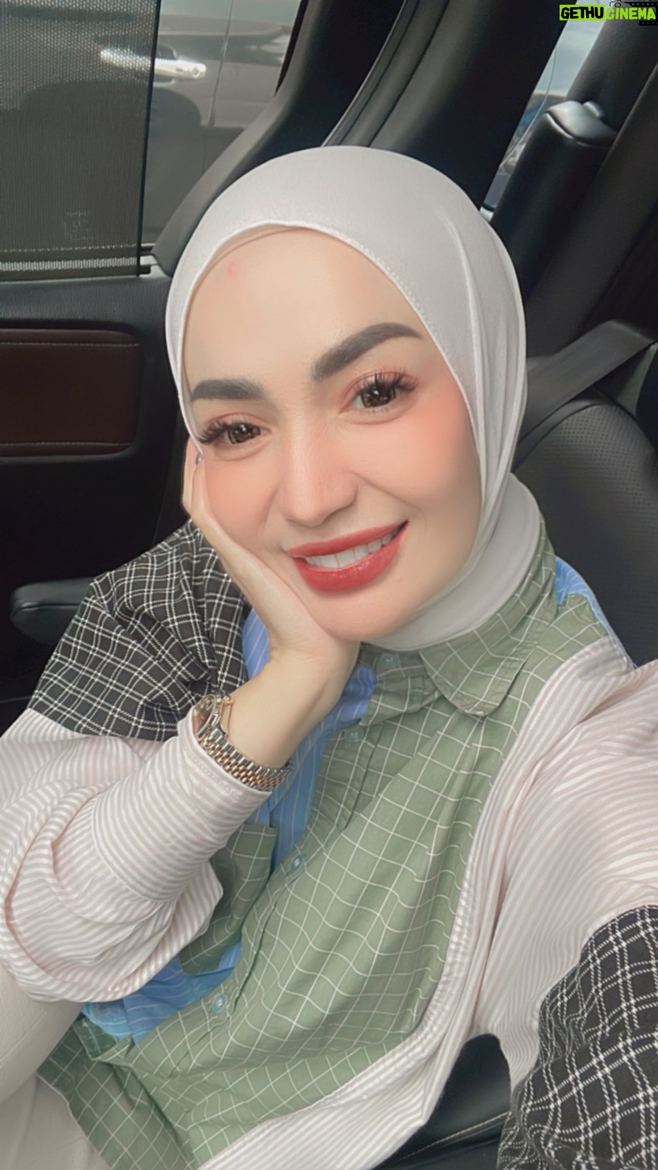Imel Putri Cahyati Instagram - Misi Gadis Kresek mu lewat .maaf ya uni @novamarlis 😂😂