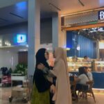Imel Putri Cahyati Instagram - Alhamdulillah di awali Do’a mamah & berdoa langsung minta pertolongan Allah di depan 🕋. Semoga smua Doa dikabulkan 🤲🏻