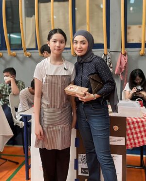 Imel Putri Cahyati Instagram - Calon Business women nih 🤗  #MasyAllah