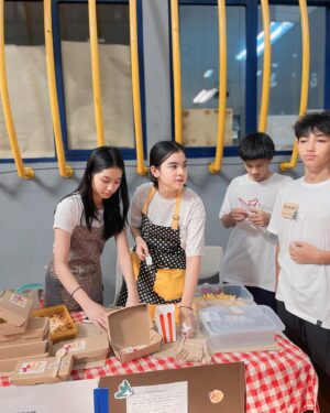 Imel Putri Cahyati Instagram - Calon Business women nih 🤗  #MasyAllah