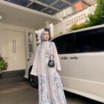 Imel Putri Cahyati Instagram - Let it Flow.. 🦋