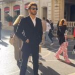 Imran Abbas Instagram - Zindagi tez buhut tez chali ho jese.