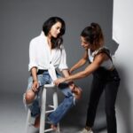 Inbar Lavi Instagram - Stylist with a 🧡 of gold @maya_yogev ——————————————————————— Bts with @dianawking Make Up @kimbermakeup Hair @abhairmakeup
