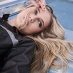 Indi Star Instagram - Lets normalize surrounding yourself with people who lift you higher. 💫 #BFF #TooGoodForHim #newmusic