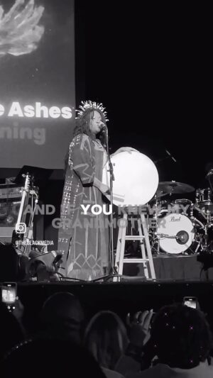 India.Arie Instagram - SongVersation: A Love Letter From India Arie

was a PUBLIC reclaiming of my power.  I’ve been VERY vocal about the abuses of the music industry, and i’ve been MORE VOCAL about my love for music. 

MUSIC IS THE LOVE OF MY LIFE and as my fave @gregoryportermusic sings: THERE WILL BE NO LOVE THATS DYING HERE!. 

You cant see the SCREEN IN THIS VIDEO 

but PICTURE THIS: 

A HUGE FIERY PHEONIX ! RISING ~

QUOTE: 

“ WERE RISING FROM THESE ASHES. 
THIS ENDING IS A BEGINNING - A NECESSARY RESTART. - @dr.thema 

I am a TRANSFORMATION MACHINE, and it’s been a tamultuous journey because of it,  AND! i HONOR THE DYNAMIC HUMAN BEING I AM! 

I WAS BORN. FOR. THIS. MISSION. 

This indsutry was never my BOSS!!! just a necisscary vehicle that has become obsolete. 

THANK YOU FOR MY FRIENDS WHO ALL SHOWED UP ( and those who WANTED to be there)  for my SELF PRODUCED SHOW! MORE TO COME. 

Video: @theblackmedia 

I LOVE YALL SO MUCH!!! #songversation #soulbirdsworldwide #soulbirdrise #loveletterindiaarie #loveletter #inidaarie #worthy #bornforthismission #walkthroughthefire