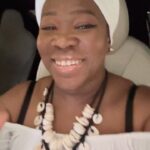 India.Arie Instagram - 🗣️IF YOU FEEL ME SHARE THIS VIDEO‼️#thislifeisyours ⭐️ This life is yooouuurrrrsss 💜 No matter how you do it ⭐️ this life is yooouuurrrrrss 💜you aint gotta do sh!t to proove it. Today is my Harvest day. Thank God for everyone who helped me move (outta temporary) nto my NEW HOME THIS SUMMER!!! WHEW!! this 👏🏾 life👏🏾is👏🏾YOURS👏🏾‼️