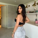 India Reynolds Instagram - @pourmoiltd always with the best bustiers 💕