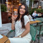 India Reynolds Instagram - A little rosé never hurt 🌸
