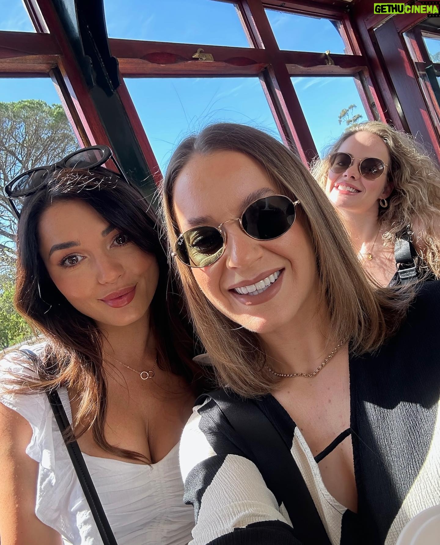 India Reynolds Instagram - This is your sign to go wine tasting… not like you needed one but hey👀🍷🥂☺️