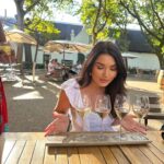 India Reynolds Instagram - This is your sign to go wine tasting… not like you needed one but hey👀🍷🥂☺️