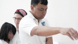 Indro Instagram - Selamat jalan Laurens Thomas Supusepa (Rensy). Kita pasti kangen sama lo ❤️🙏🏻 Kuat untuk semua keluarga, Bismillah semua berjalan baik ke depannya 🙏🏻❤️