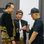 Indro Instagram - Anugerah Komedi Indonesia ke-3 sukses! 🤝 Semoga ke depannya semakin serius, jaya dan senantiasa menjadi hiburan yang bermakna untuk masyarakat. Apresiasi tinggi untuk para seniman komedi Indonesia 💪🏻