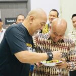 Indro Instagram - Anugerah Komedi Indonesia ke-3 sukses! 🤝 Semoga ke depannya semakin serius, jaya dan senantiasa menjadi hiburan yang bermakna untuk masyarakat. Apresiasi tinggi untuk para seniman komedi Indonesia 💪🏻