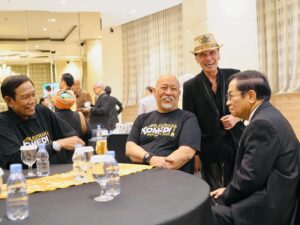 Indro Instagram - Anugerah Komedi Indonesia ke-3 sukses! 🤝
 
Semoga ke depannya semakin serius, jaya dan senantiasa menjadi hiburan yang bermakna untuk masyarakat. Apresiasi tinggi untuk para seniman komedi Indonesia 💪🏻