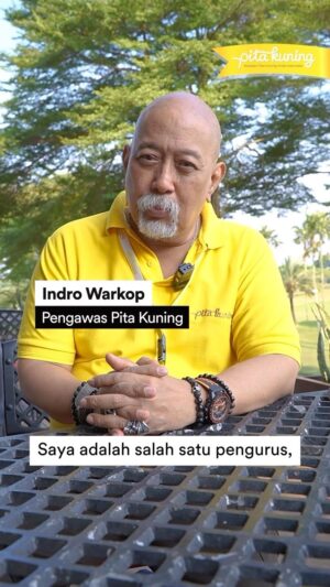Indro Instagram - Anak-anak Kanker Membutuhkan Susu!

Azam, 10 tahun, telah menjalani operasi pengangkatan ginjal setelah didiagnosis wilms tumor (kanker ginjal) oleh dokter.  Dengan satu ginjal ini, Azam menjalani diet agar makanan yang masuk ke tubuhnya tidak memberatkan kerja ginjalnya.

Sebagai penunjang nutrisi, susu diperlukan untuk pemulihan kondisi bagi anak-anak kanker. Jika nutrisi tidak dipenuhi, anak akan rentan sakit dan bisa menghambat proses perawatan kankernya.

Bersama Pakde @indrowarkop_asli, mari kita upayakan dukungan yang maksimal bagi puluhan anak-anak dengan kanker. 💛

Bersama-sama, kita bisa memastikan setiap anak terpenuhi nutrisinya. Yuk, bantu dengan berdonasi di pitakuning.or.id/donasi atau melalui rekening

BCA 084 428 7778
Mandiri 116 000 516 8142
BRI 033 001 000 779 569
a.n. Pita Kuning Anak Indonesia

#LetsDoGoodTogether #SayaPitaKuning 

#malnutrisi #gizi #daruratgizi #anakkanker #kankeranak #anak #gizibaik #pedulianak #kankerginjal #kanker #donasi #indrowarkop