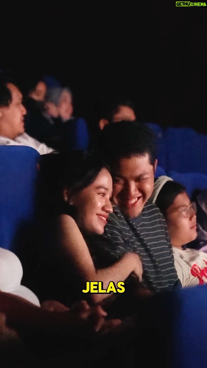 Indro Instagram - Tanggapan mereka yang sudah nonton filmnya langsung di Bioskop! ππ€ Pada ketawain yg part mana yah kira-kira? π Yuk gas sebelum liburan berakhir, ajak keluarga dan pasangan langsung ke Bioskop nonton #PasutriGaje Story from LINE WEBTOON by @annisa_nisfihani @officialpilarez @itsmebcl @indrowarkop_asli @irawbw @nadinealexandradewi @arifinputra_ @zsazsautari @andreastaulany @t_orasudi_ro @mieke_amalia @joshiafderico @kikysaputrii @tjgukguk @tommylimmm @therealtarzan2115 @mayawulan @ephy.pae @babyjvnc @encebagus_ @aphang_alimsudio @fajarbustomi