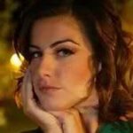 Ingrid Cruz Instagram – Hoy decidí mostrarles Mi paso por @canal13cl 
Mis primeros personajes 
1998 Sofia 
1999 Karina
2000 Cynthia
2003 Belen 
2004 Catalina 
2005 Gretel 
2006 Carolyne 
2007/2008 Grace
2009 Lydia
 …Desde 1998 hasta 2010
Casi 13 años en el 13!…
De cual aún te acuerdas ??
Jajajajaaj
Los leo!