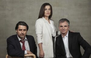 Ingrid Cruz Instagram - Y ahora me toca mi paso por MEGA  @mega.tv 
2014 a la fecha …
Es como si fuera ayer que me cambie de canal pero no ,ya han pasado 9 años …
Aquí les dejo mis personajes …
Cual viste o cual es tu favorito ???

2014 La reinetita 
2016 Carola “la alcaldesa “
2017 Pamela 
2019 Karen Franco 
2021 Javiera 
2022 Hermana Helena 
2023 Octavia Werner

Los leo!!!♥️