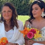 Ingrid Cruz Instagram - Este fin de semana se casó mi hermana del alma … Llore como una niña … Verla camina hacia el altar de la mano de mi hija …es uno de los momentos más hermosos de mi vida Puro amor y luz 🏳️‍🌈 @valveliz @mariaapaazc ♥️ Pd: y la entrada en moto de @valveliz con la música de starwars…inolvidable!!!🏳️‍🌈