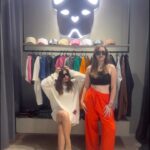 Ingrid Cruz Instagram - Día maravilloso! Día de vacaciones con mi hija Disfrutando Riéndonos 🕶️☀️ Ropa @louisantoinecl