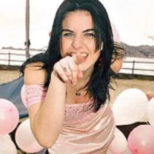 Ingrid Cruz Instagram - Hoy decidí mostrarles Mi paso por @canal13cl 
Mis primeros personajes 
1998 Sofia 
1999 Karina
2000 Cynthia
2003 Belen 
2004 Catalina 
2005 Gretel 
2006 Carolyne 
2007/2008 Grace
2009 Lydia
 …Desde 1998 hasta 2010
Casi 13 años en el 13!…
De cual aún te acuerdas ??
Jajajajaaj
Los leo!