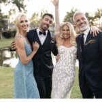 Ingrid Grudke Instagram - Que seas siempre tan feliz Gracias por elegirme para acompañarte en la previa de toda la preparación que lleva una novia. Ella me apodó “la tía” porque tengo una sobrina de sangre con su misma edad y porque siempre creí en su modo de SER. A Juli la conocí porque mi novio @martincolantonio que es amigo de @facumiguelena así construimos está hermosa relación de amistad. Y desde el principio me di cuenta que su carisma iba a llegar los corazones de mucha gente. eso me da orgullo y mucha felicidad. Y ya ven que este reel ya van a ver cómo la pasamos juntos en este casamiento tan especial. 🥰🧡
