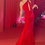 Ingrid Grudke Instagram - Celebrando los 30 años junto a @revistacaras ❤️ Gracias @florazannovias por este vestido tan bello. #ingridgrudke #mundoIN #lookdelanoche