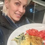 Ingrid Grudke Instagram – Una de mis comidas preferidas y rápidas para hacer:
Tortilla de espinaca y arroz ✅
Esas recetas tan simples que no requieren explicación…
Atentos: 
El arroz está previamente cocido desde luego.

#ingridgrudke #mundoIN #fitness