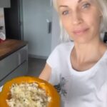Ingrid Grudke Instagram – Cabutia rellena
Creo una de mis comidas preferidas.
Es super sano y muy delicioso…
Ustedes que le ponen al relleno? 

#ingridgrudke #mundoIN #recetas