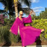 Ingrid Grudke Instagram - Gracias @chiffique @lucreciamgamundi fotos #umma @michuluna Amo la fuerza de este magenta, siento que es un color ya clásico que energiza y realza cualquier prenda. En este caso con diseños y géneros espléndidos… más no se puede pedir ♥️ #ingridgrudke #mundoIN #lookdeldia