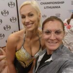 Ingrid Grudke Instagram - Practicando las poses reglamentarias hasta último momento! Es agotador. Muchos detalles nuevos que tuve que aprender para presentarme en este mundial de FITMODEL 2023 en LITUANIA. 🇱🇹 Pero ahí está Analia , enseñándome, controlandome y ayudándome en todo para que yo, Argentina 🇦🇷 haga una buena presentación, en este campeonato mundial de FITMODEL en Lituania ! Durante el viaje tuve que seguir comiendo bien, descansar, entrenar y ensayar mucho para estar a la altura de las atletas de otros países. 💪🤩 FELIZ 💓 IFBB WORLD FIT MODEL CHAMPIONSHIP @analiagaleano_fit @famf_argentina @ifbb_official @fitmodel_ifbb_official @gustavoazerman @augusto.chiolo @bodysculpt.misiones