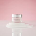 Inma Cuesta Instagram - Glow Firming Cream Spf 15. Pertenece a la línea de cosmética que Anne Möller dedica a las mujeres que están en la etapa de los 40 años, ayuda a que la piel esté más firme y radiante, atenúa las líneas de expresión, protege del estrés oxidativo y aporta la nutrición necesaria de nuestra piel. El producto que debes tener para tu rutina diaria de belleza, cuando lo pruebes no podrás estar sin él. . @annemollercosmetics @angelini_beauty #Stimulâge #annemoller #skindefensescience