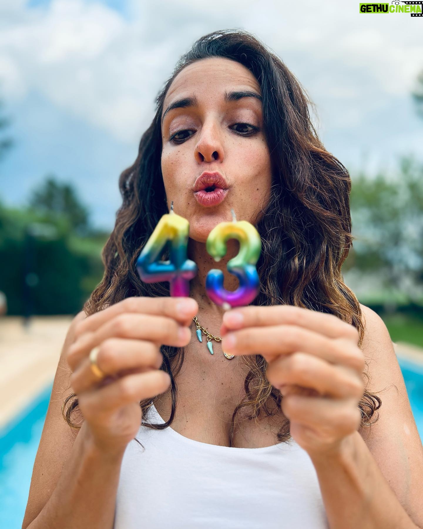 Inma Cuesta - 72.9K Likes - Hoy celebrado una vuelta al sol más, rodeada de amor y de personas bonitas.
Gracias por venir a celebrar conmigo la vida.
Ha sido un cumpleaños muy especial para mi💕
#happybirthdaytome