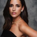 Inma Cuesta Instagram - Noche de cine @premiosferoz Felicidades a todos los nominados. . . Gracias MakeUp @paulasoroa @charlottetilbury Hair @albaglance x @lorealpro 👗 @josejuan35 @delaciervanicolas @delparamovintagejoyas @kurtgeiger Foto @javierlopezphoto