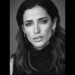 Inma Cuesta Instagram - ¡Presentamos @loba___loba Productora independiente fundada por Inma Cuesta y Ángeles Maeso con sede en Valencia. Nace con el compromiso de crear historias que potencien la narrativa sobre las mujeres en la ficción. Reivindicando su lugar y representándolas en toda su diversidad. Inma Cuesta es una actriz con una amplia trayectoria profesional en el mundo de la interpretación, con grandes éxitos tanto en la pequeña como en la gran pantalla. Su trabajo está avalado con muchos años de carrera y reconocimiento de prensa y público. Ahora con LOBA LOBA abordará las historias, no solo como actriz, sino también como productora. Ángeles Maeso, guionista y productora con una amplia experiencia en cine, TV y publicidad. Ha sido coordinadora de producción de películas como ALCARRAS de Carla Simón, LIBERTAD de Clara Roquet, ELS DIES QUE VINDRAN de Carlos Marqués-Marcet o HILDEGART de Paula Ortíz. Compagina la creación audiovisual con la docencia universitaria. En breve comunicaremos nuestro primer proyecto con el que estamos muy ilusionadas. . Imagen de la productora creada por la artista @marta.botas . Fotografia: @rubenvega_