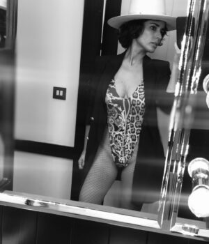 Inma Cuesta Instagram - Mi teléfono me recuerda que fue vedette por un día…🐆🔥
Me doy un tiempo de recuperación y repetimos @pacoleon?