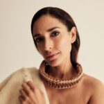 Inma Cuesta Instagram - Abril🌾 . . @harpersbazaares @annemollercosmetics Foto: @rociorramos
