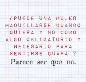 Inma Cuesta Instagram - ¿Puede una mujer maquillarse cuando quiera y no como algo obligatorio para sentirse guapa ? Parece ser que no.
Sara Sálamo, acudió a la gala de los Goya sin maquillaje y ha sido cuestionada,  juzgada y el centro de todo tipo de críticas.
Demasiado guapa quizá para tal atrevimiento.
“Es mentira, sí va maquillada” “ claro con el dinero que tienes para tratamientos y esa cara” “ estás operada” “ ¿y para qué te peinas y llevas un vestido de firma si quieres ser natural ?” “Se podría haber maquillado un poquito estaría más guapa” “ Es una falta de respeto a los maquilladores, es un día especial” 
Con su acto no estaba señalando a las que sí iban maquilladas, ni significa que esté en contra del maquillaje, pero parecía casi que en lugar de lanzar una pregunta, Sara tuviera la intención de acabar con la industria del maquillaje.

Deberíamos poder maquillarnos cuando nos apetezca, sin necesitar el maquillaje para sentirnos seguras y guapas cada vez que salimos de casa. 
Imagino que en la era de los filtros permanentes, caras “perfectas”, boquitas de piñón y botox por doquier, una cara lavada es una bofetada de realidad difícil de digerir para muchos. Y sorprendentemente para muchas.
Y yo me pregunto ¿en serio que una mujer decida un día ir sin maquillar puede ser objeto de TANTA polémica? 
Perdónenme, pero yo no entiendo nada.
