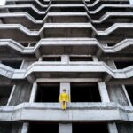 Inna Instagram - Primul foto shooting de pe terasa apartamentului meu din Marina Tower Mamaia arata asa. Cand e gata va chem la un drink. Ma laud si cu vecini faimosi, asa ca facem si o sesiune de autografe 😘 @marinatower.ro @alphabuilders.ro