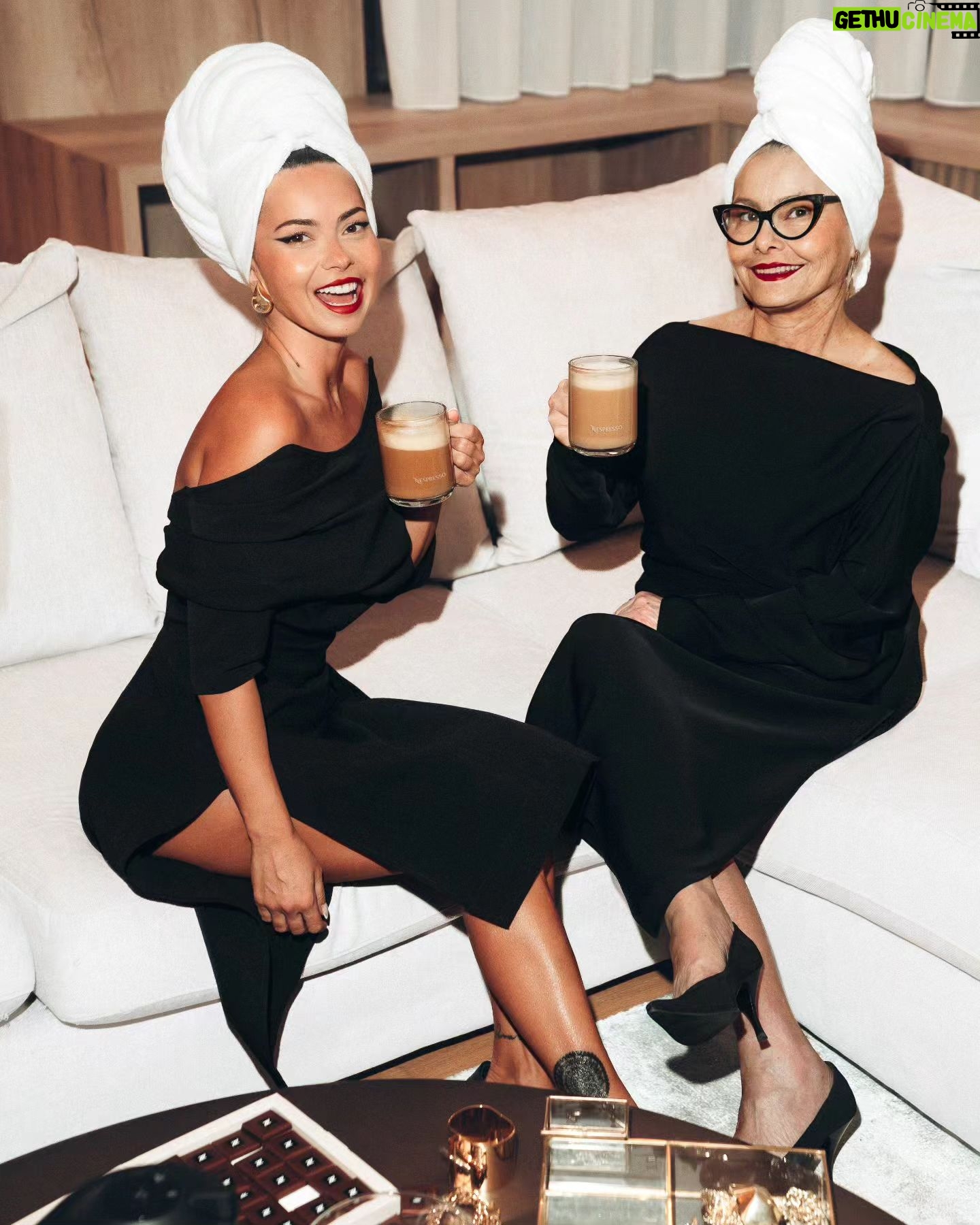 Inna Instagram - My mom is a QUEEN, she should be treated with love, respect and good coffee @nespresso ! Happy Mother's Day, beautiful woman! I love you! #ad #Nespresso #VertuoPop