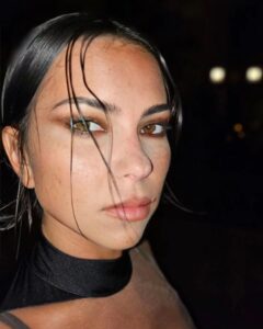 Inna Instagram - When in Paris 🤓