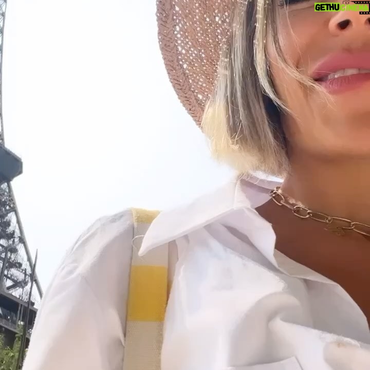 Ipek Karapinar Instagram - Güzellikler yaşanmıştı🦩