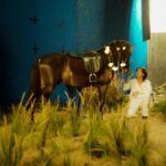 Iqbaal Ramadhan Instagram - #dibalikBAALE 05 Terima kasih yang berikutnya dalam episode video klip single BAALE jatuh kepada bintang tamu istimewa kami, BARON🐴. Si kuda gagah yang telah “menggigit” peran pada lagu ‘Di Bawah Lampu’. Sungkem juga sama @thejadugar yang udah bawa Baron ke dalam dunianya BAALE🩷🩵💛💚 Doaku semoga Baron sehat dan bahagia selalu. Semoga bisa jumpa lagi ya dalam waktu dekat. Hmmm pengennya sih ajak Baron buat tur. Soalnya kalo ada Baron, jadi ramek!!💌 Tonton aksi baron di video klip BAALE! Yihaaa~ 🐎🎥