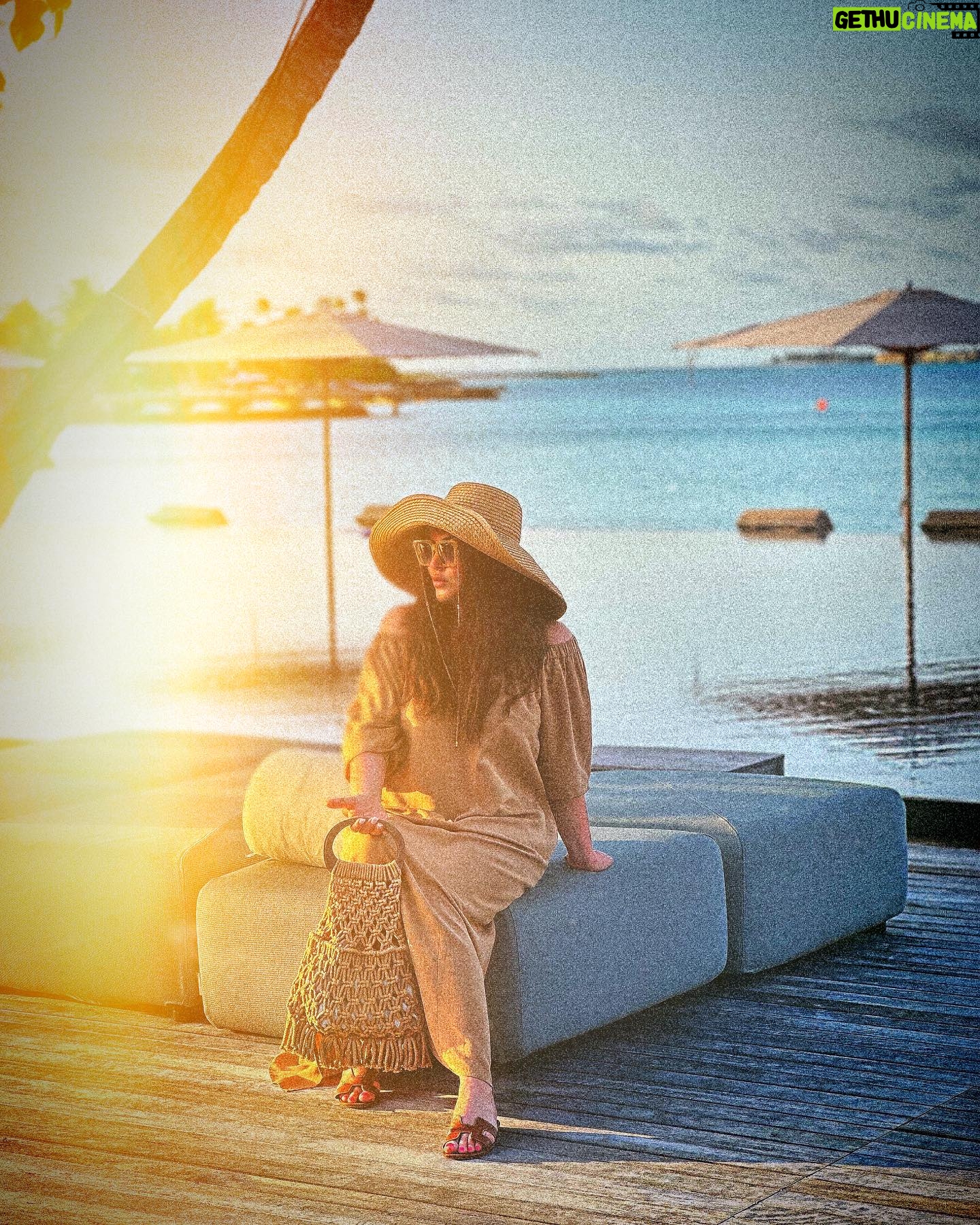 Irina Dubtsova Instagram - Доброе утро ☀️🌴 #morning #отпуск #patinamaldives #maldives #fariislands 🐚 @patinamaldives