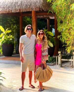 Irina Dubtsova Instagram - Доброе утро 🥰🐰🌴😆 #ребёночек #отпуск #моимальдивы #maldives