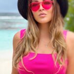 Irina Dubtsova Instagram - Доброе утро ☀️ Мальдивы - моя любовь 😍 Мне очень повезло, потому что у меня здесь есть Марина @marina.maldives 🥰 Она 13 лет живёт на Мальдивах и является хозяйкой принимающей туристической компании ) Марина лично проинспектировала более 100 отелей На Мальдивах и рекомендует всегда только самые лучшие. Вторую часть нашего «побега» от аллергии мы решили доверить ей ☺️ Кстати, Марина ведёт свой блог о Мальдивах, где делает обзоры отелей и рассказывает о жизни местных. Друзья, сохраняйте полезный контакт @marina.maldives 🙋🏻‍♀️ Мальдивы ближе и доступнее, чем вы думаете ☀️🌴🌺🌊🐠🐙🦀🐬🐟🐡😎 @resortlife_travel #resortlifetravel #хочумогуделаю #мальдивы #maldives #movenpickkuredhivarumaldives #отпуск